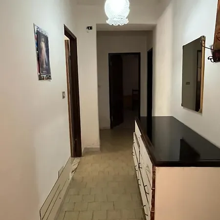 One Bedroom By The Beach شقة